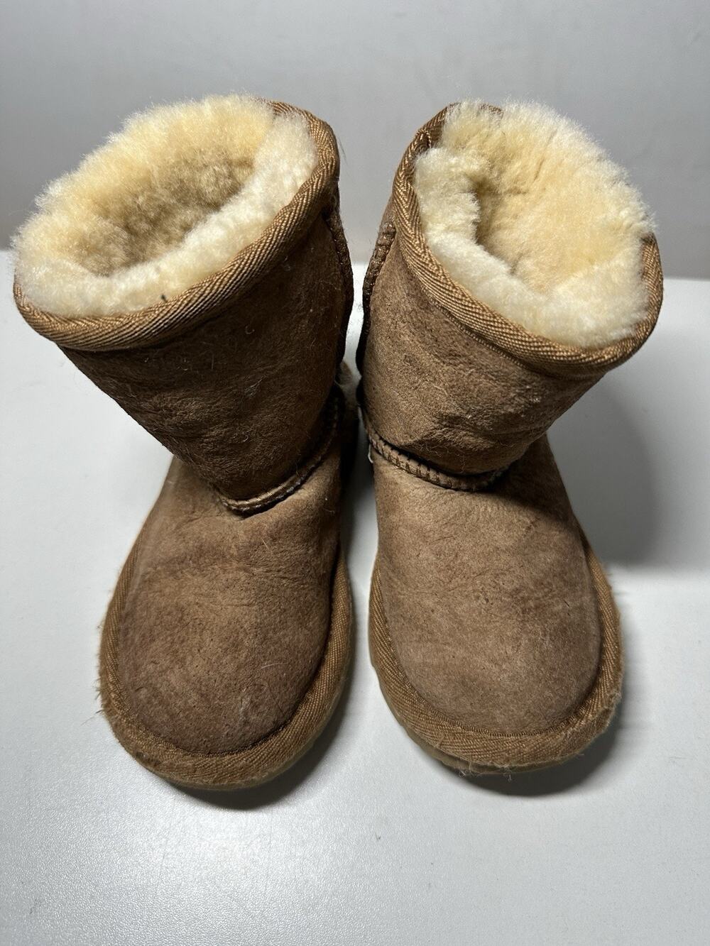 UGG Unisex Child Classic Ii Boot Chestnut Sz 9